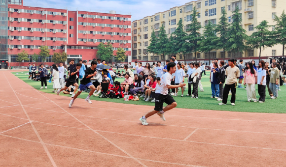 洛阳欧亚学校学习氛围怎么样？真实学员风采实拍来了！