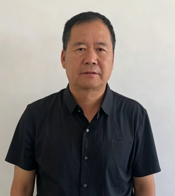 俄语老师 王清