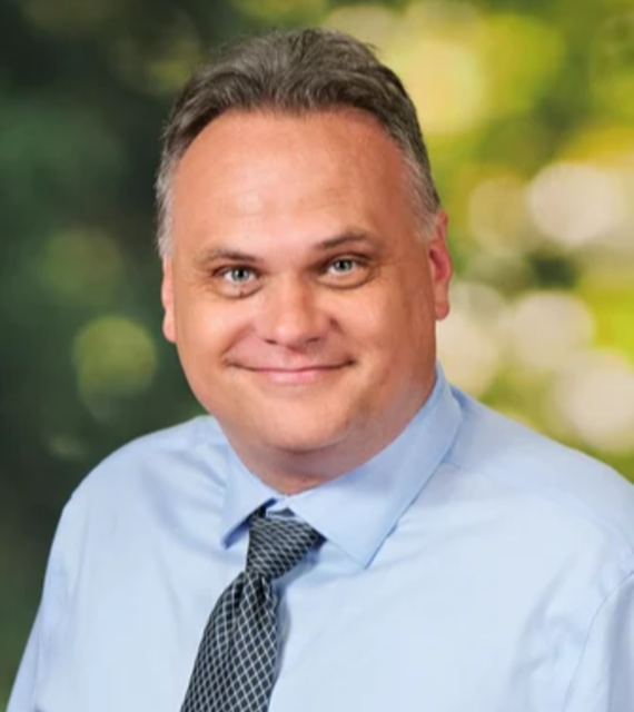 教师 Steve Gertz