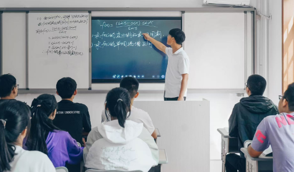 石家庄鼎甲课堂学习氛围怎么样？日常上课实景直观感受！
