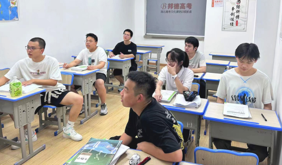 武汉邦德高考培训机构授课老师好不好-师资风采
