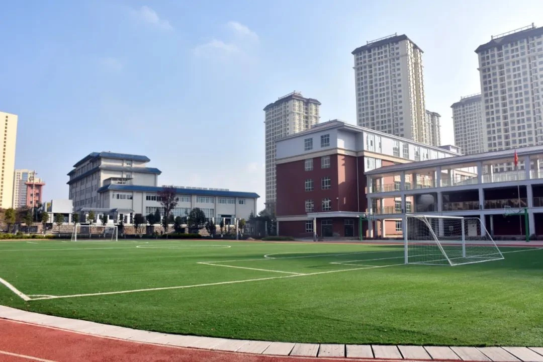 学校操场