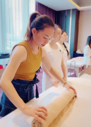 深圳梓烨芳疗教育