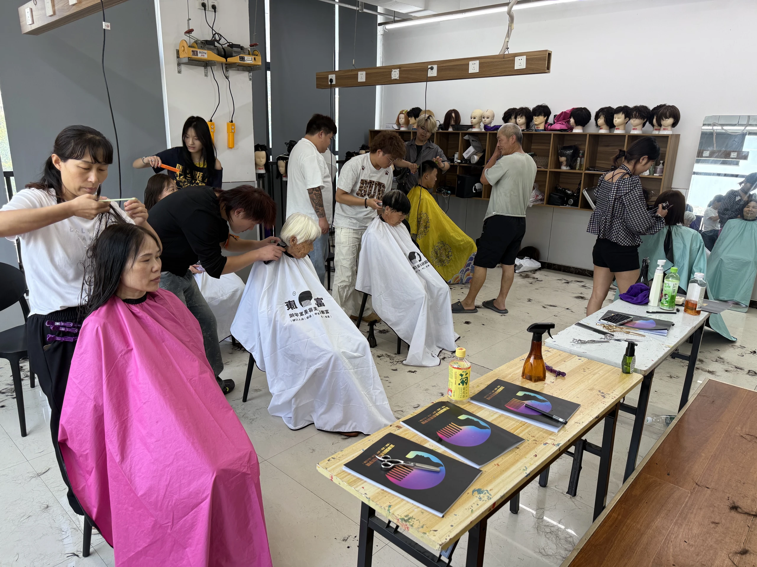 助理晋升发型师课堂实景