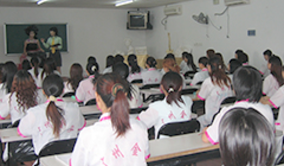 广州金莎职业培训学院好吗？课程、师资、学费、地址一览！