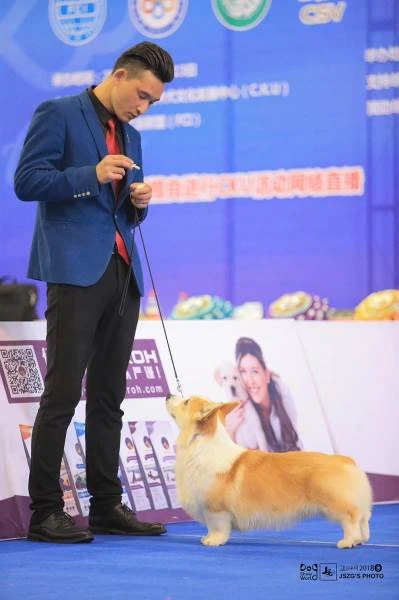 于鸿昌校长肖像