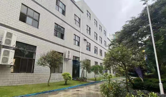 东莞苍穹教育靠谱吗？课程、师资、优势全盘点！