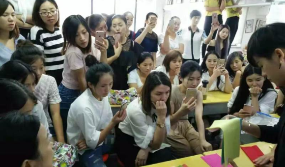 宁波纤尚艾艺职业培训中心靠不靠谱？课程、师资、学费、地址一览！