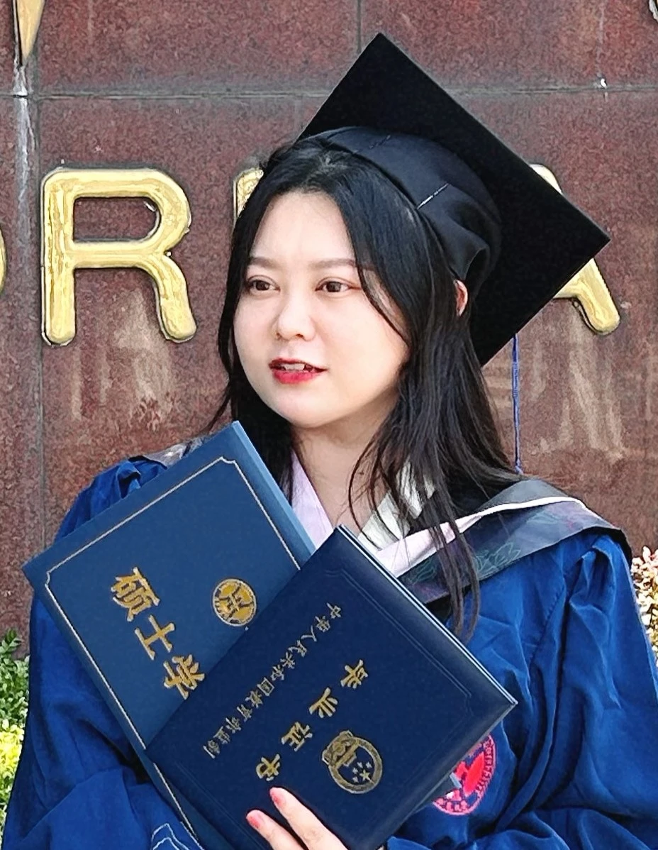 小熊学姐头像