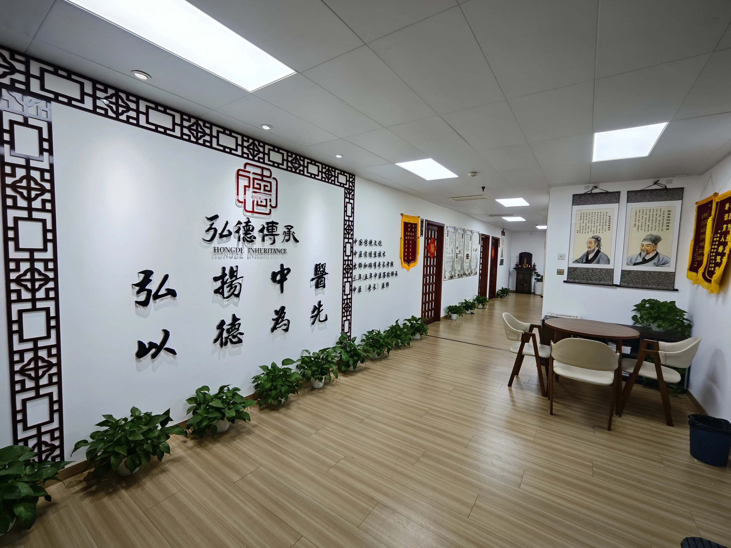 学堂廊道